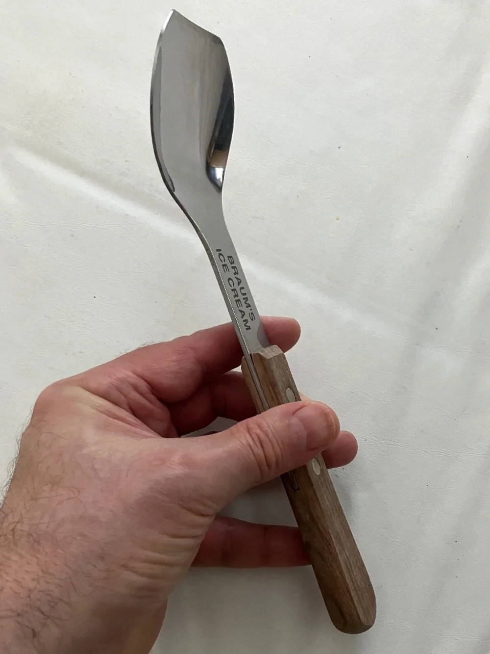 Vintage Braum's Ice Cream Scoop _ Heavy Duty Stainless Steel Blade Wood Handle